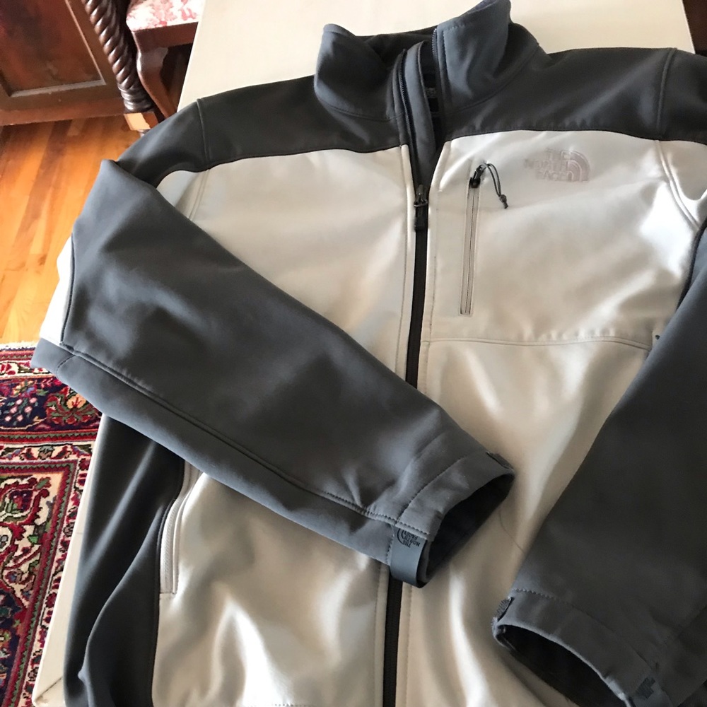 North Face Men’s Small coat